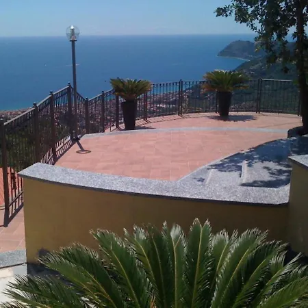 Villa Belvedere Relax,piscina Privata E Privacy Alassio